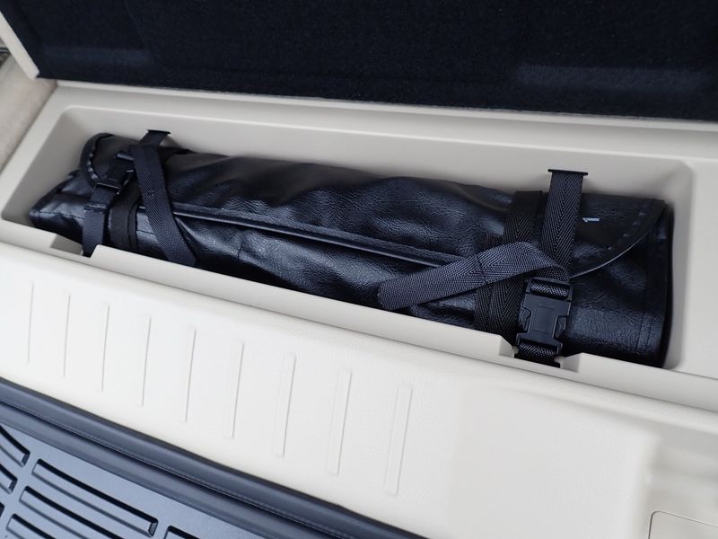 2023 Toyota Land Cruiser 3BA-VJA300W (UW-mtv24157n0iq)[54]