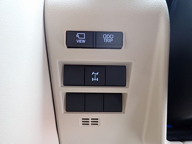 2023 Toyota Land Cruiser 3BA-VJA300W (UW-mtv24157n0iq)[24]