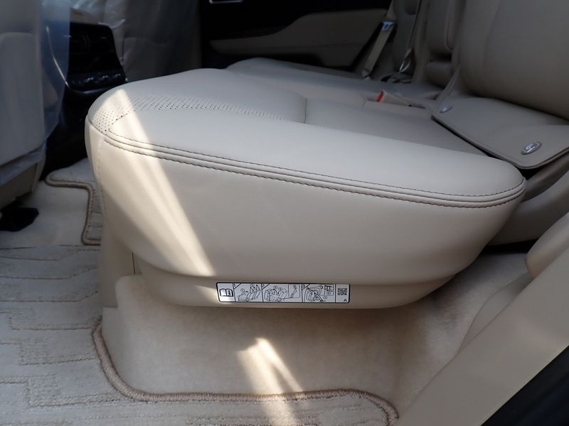 2024 Toyota Land Cruiser 3BA-VJA300W (UW-mtv241nyetfr)[36]