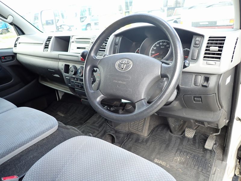 2009 Toyota Hiace Commuter CBF-TRH223B (UW-mtv2424nxcue)[12]
