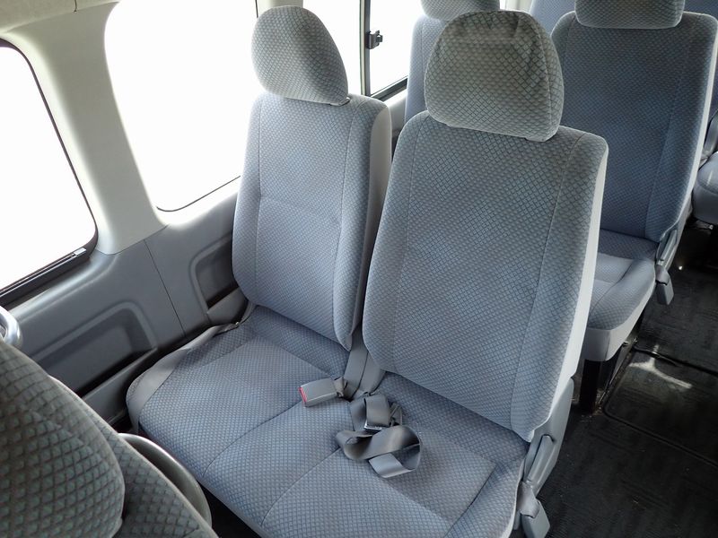 2009 Toyota Hiace Commuter CBF-TRH223B (UW-mtv2424nxcue)[29]