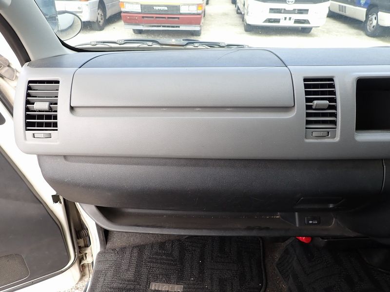 2009 Toyota Hiace Commuter CBF-TRH223B (UW-mtv2424nxcue)[23]