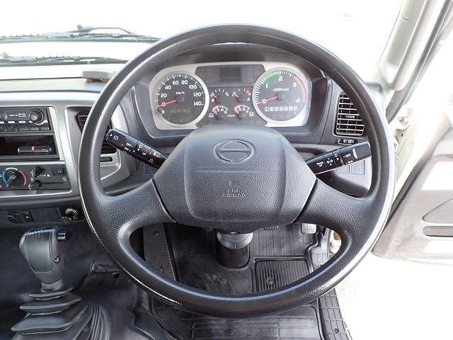 2014 Hino RANGER SDG-FC9JKAP (UW-mtv243jwa7a8)[17]