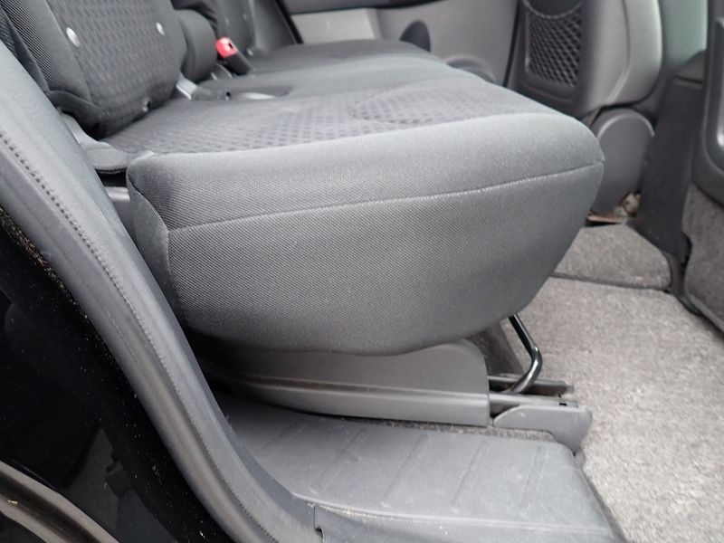 2013 Toyota Vanguard DBA-ACA38W (UW-mtv246fpm63k)[41]