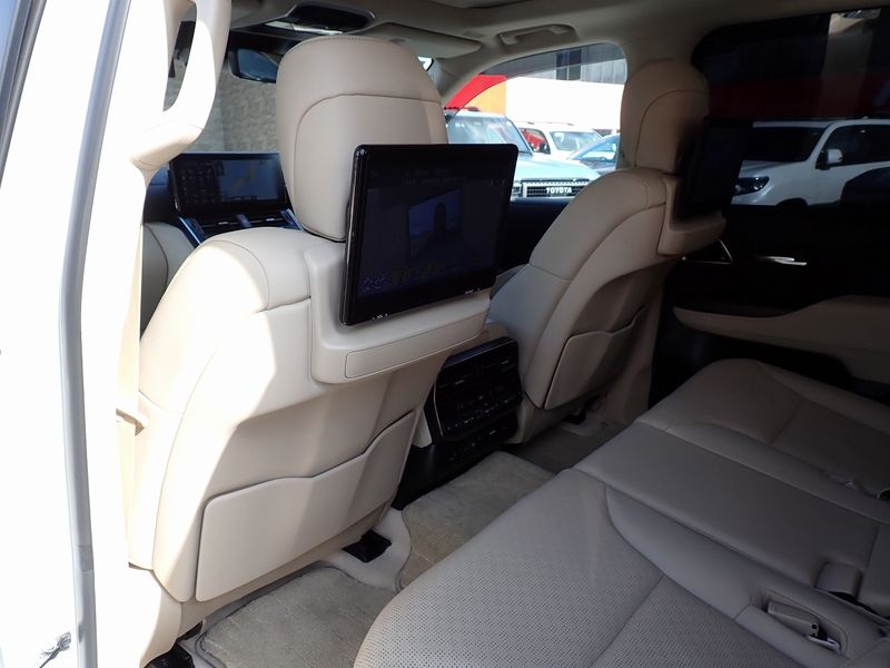 2023 Toyota Land Cruiser 3DA-FJA300W (UW-mtv24cs9ddzx)[38]