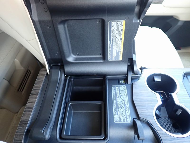 2023 Toyota Land Cruiser 3DA-FJA300W (UW-mtv24cs9ddzx)[24]