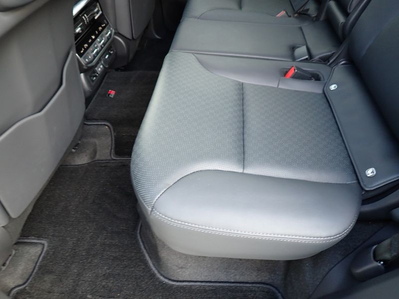 2023 Toyota Land Cruiser 3DA-FJA300W (UW-mtv24db59rt5)[40]
