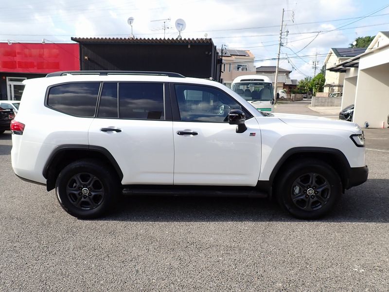 2023 Toyota Land Cruiser 3DA-FJA300W (UW-mtv24db59rt5)[6]