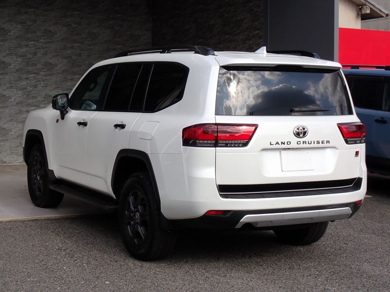 2023 Toyota Land Cruiser 3DA-FJA300W (UW-mtv24db59rt5)[1]