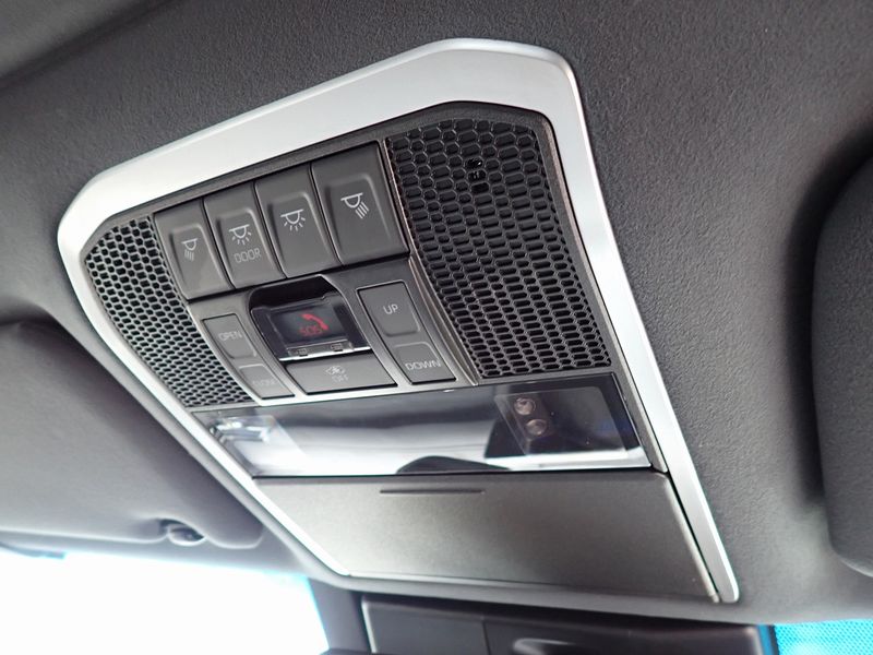 2023 Toyota Land Cruiser 3DA-FJA300W (UW-mtv24e0mam1a)[23]