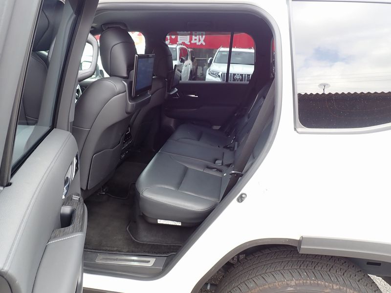 2024 Toyota Land Cruiser 3DA-FJA300W (UW-mtv24nh6oshv)[30]