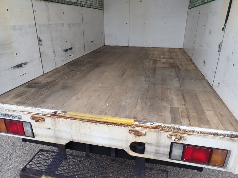 2013 Isuzu Elf Truck TKG-NHS85AN (UW-mtv24odzp26l)[17]