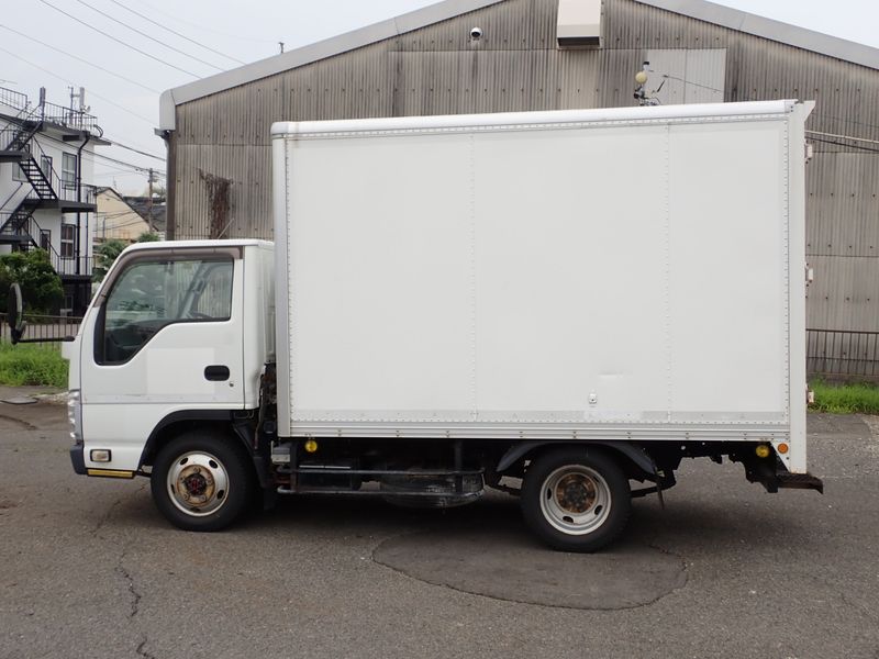 2013 Isuzu Elf Truck TKG-NHS85AN (UW-mtv24odzp26l)[1]