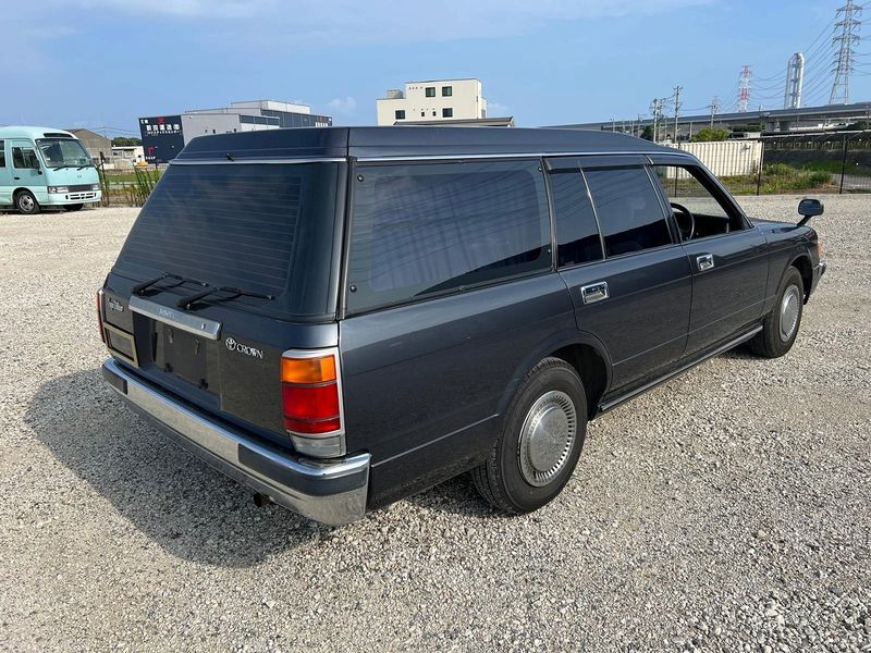 1995 Toyota Crown T-GS136V (UW-mtv25d6ettgq)[7]