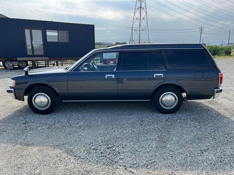 1995 Toyota Crown T-GS136V (UW-mtv25d6ettgq)[3]