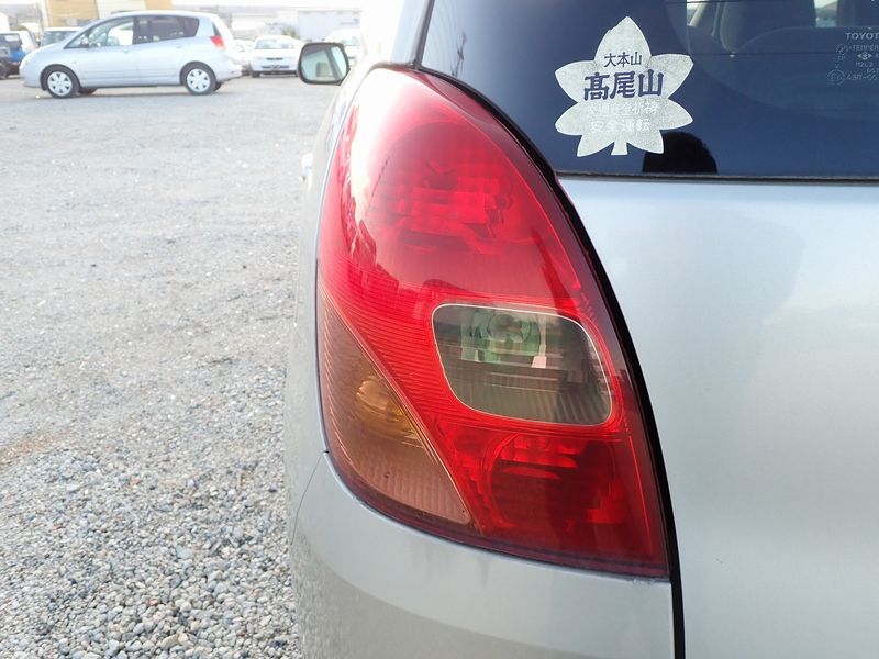2003 Toyota Corolla Spacio TA-ZZE122N (UW-mtv277keia2t)[38]