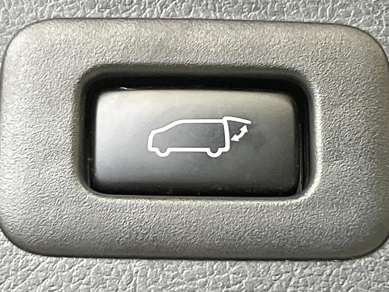 2017 Toyota Vellfire DBA-AGH35W (UW-6aa36fc9c455d)[14]
