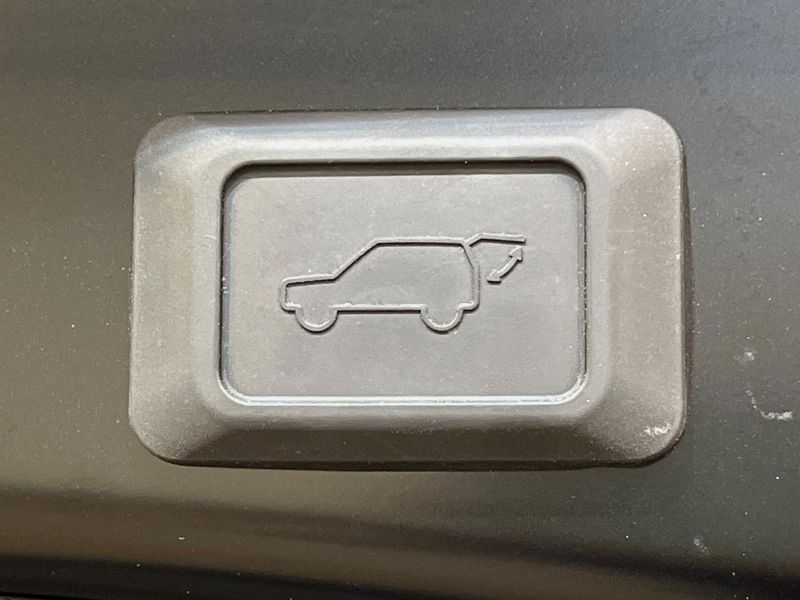 2023 Toyota RAV4 6AA-AXAH54 (UW-6aa36fec8bc86)[9]