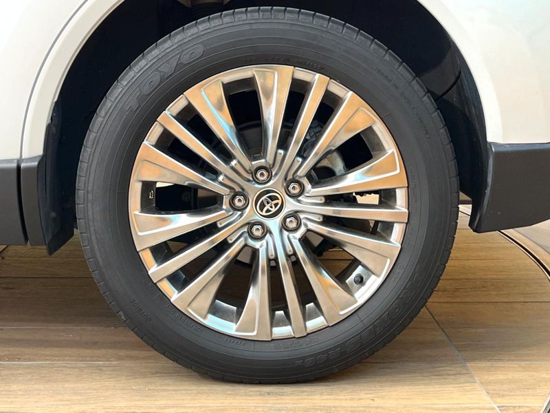 2024 Toyota Harrier Hybrid 6AA-AXUH80 (UW-6aa36ff99cd03)[29]