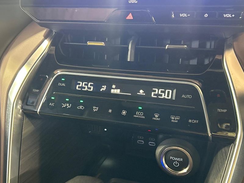2024 Toyota Harrier Hybrid 6AA-AXUH80 (UW-6aa36ffa69cc8)[15]