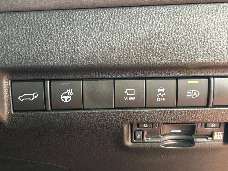 2024 Toyota Harrier Hybrid 6AA-AXUH80 (UW-6aa36ffa69cc8)[5]