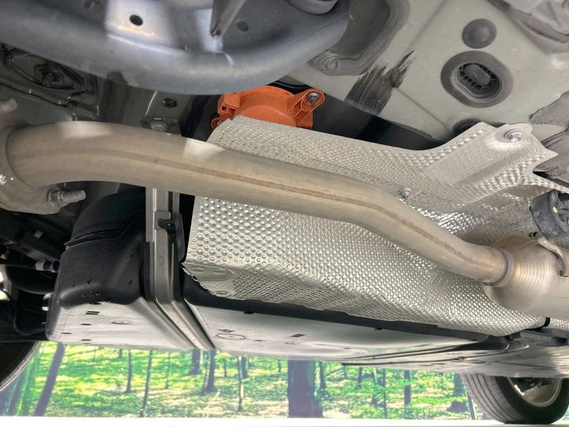 2024 Toyota Harrier Hybrid 6AA-AXUH80 (UW-6aa36ffa9f94e)[22]