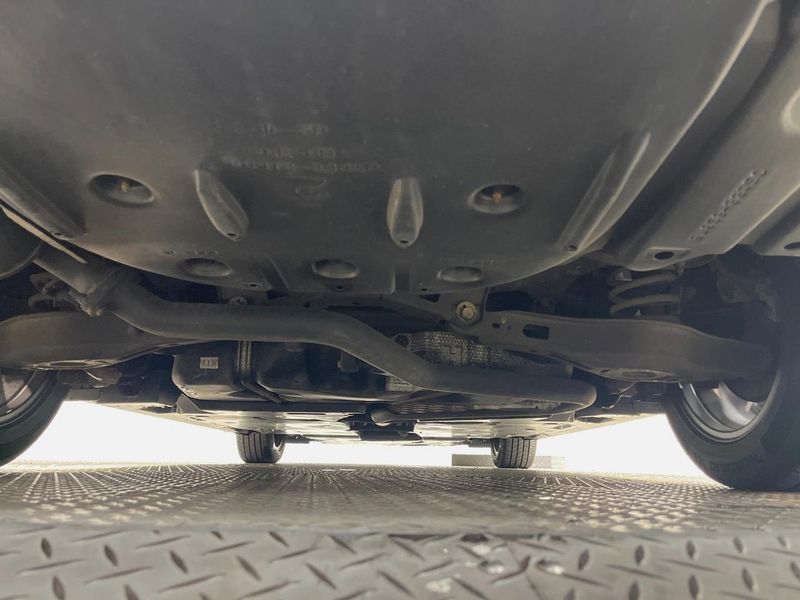 2017 Toyota Camry DAA-AXVH70 (UW-6aa36fff02f87)[17]