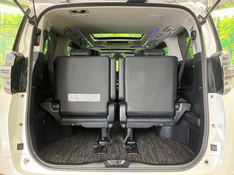 2019 Toyota Vellfire Hybrid DAA-AYH30W (UW-6aa3700320033)[12]