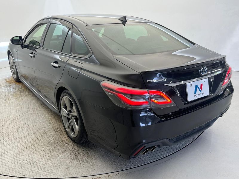 2018 Toyota Crown Hybrid 6AA-AZSH20 (UW-6aa37009d64d0)[27]