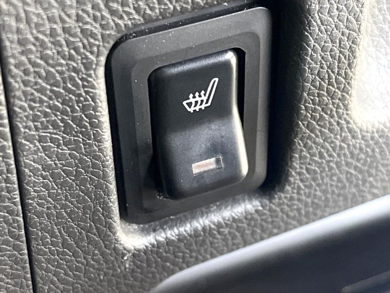 2014 Mitsubishi eK Space Custom DBA-B11A (UW-6aa37013d3393)[29]