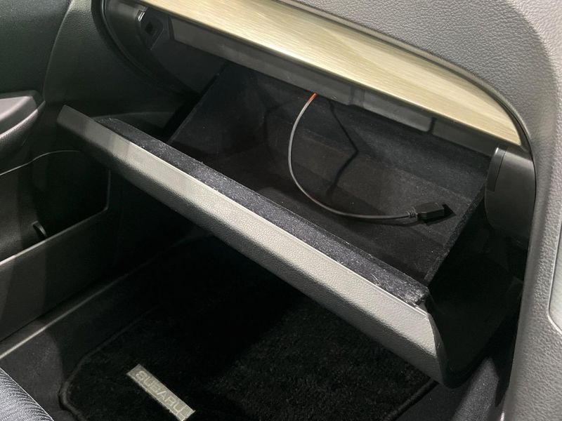 2012 Subaru Legacy B4 DBA-BMM (UW-6aa3704c7fb4f)[6]