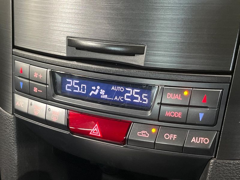 2012 Subaru Legacy B4 DBA-BMM (UW-6aa3704c7fb4f)[12]