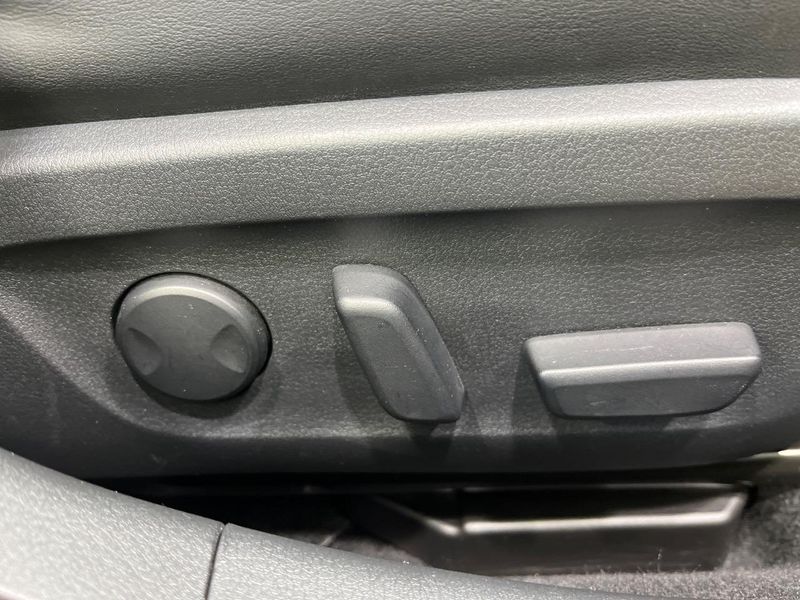 2019 Mazda Mazda 3 Fastback 3DA-BP8P (UW-6aa3704e64ed4)[19]
