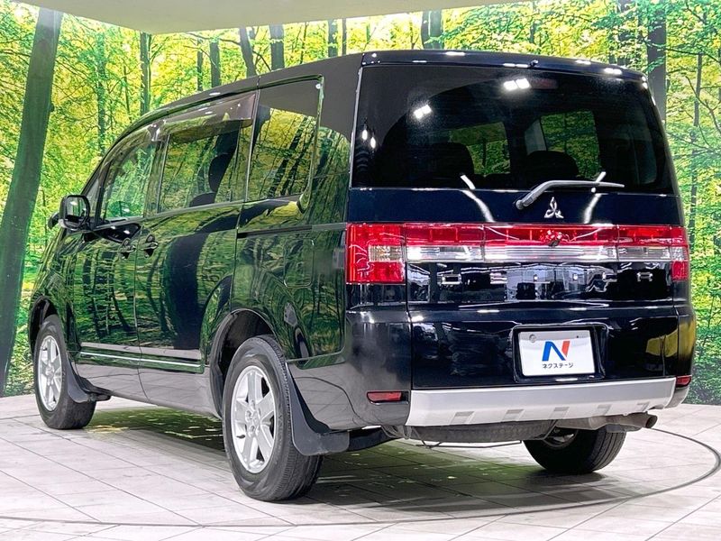 2011 Mitsubishi Delica D:5 DBA-CV4W (UW-6aa37061981e8)[11]