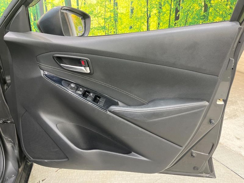 2017 Mazda Demio LDA-DJ5FS (UW-6aa3706bcf144)[12]