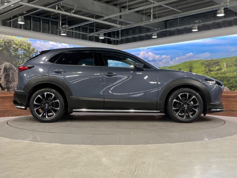 2020 Mazda CX-30 5BA-DMEP (UW-6aa370748017d)[19]