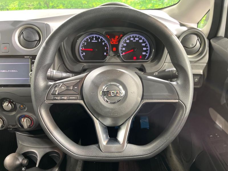 2017 Nissan Note DBA-E12 (UW-6aa3707d2dd8e)[25]