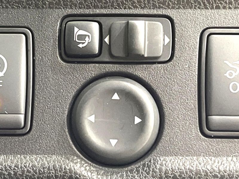 2020 Nissan Note DBA-E12 (UW-6aa3707f41346)[9]