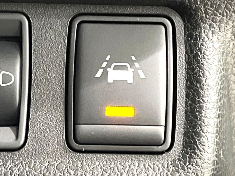 2020 Nissan Note DBA-E12 (UW-6aa3707f41346)[14]