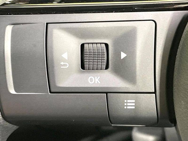 2021 Nissan Note 6AA-E13 (UW-6aa37080b1f71)[29]