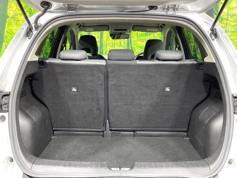 2021 Nissan Note 6AA-E13 (UW-6aa37080b1f71)[13]