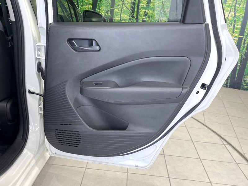 2021 Nissan Note 6AA-E13 (UW-6aa37081ee45c)[6]