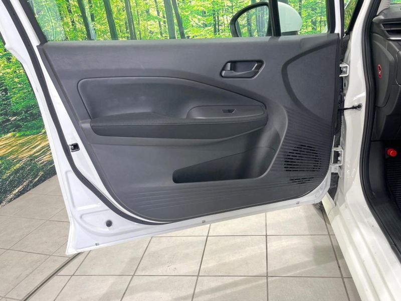 2021 Nissan Note 6AA-E13 (UW-6aa37081ee45c)[8]