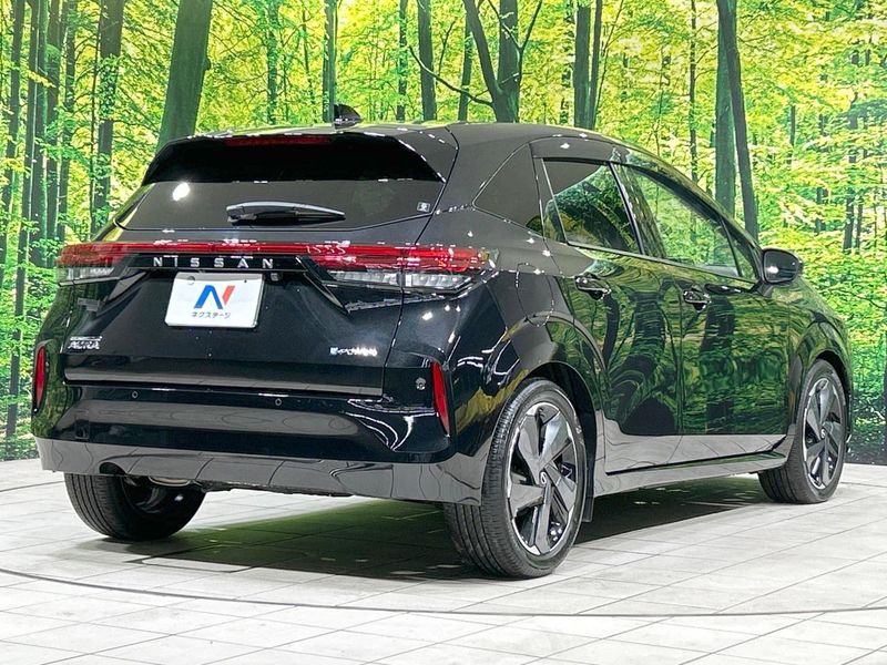 2022 Nissan Aura 6AA-FE13 (UW-6aa37087ce256)[10]