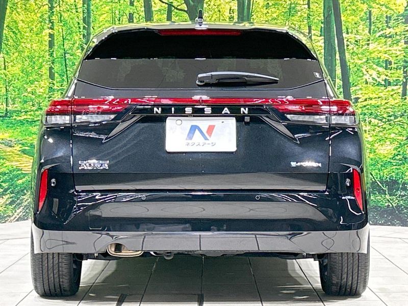 2022 Nissan Aura 6AA-FE13 (UW-6aa37087ce256)[11]