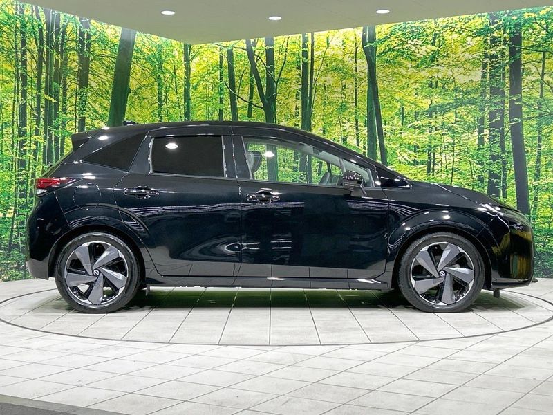 2022 Nissan Aura 6AA-FE13 (UW-6aa37087ce256)[9]