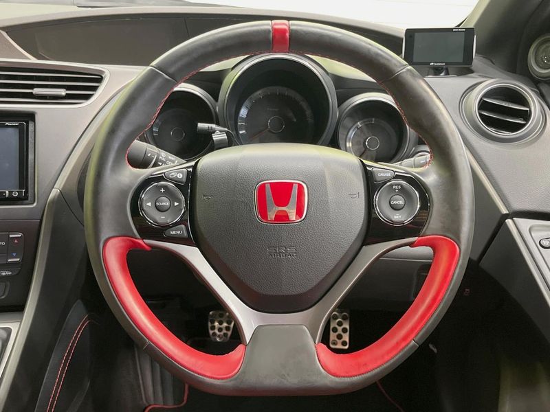2016 Honda Civic DBA-FK2 (UW-6aa3708d8d5c0)[21]