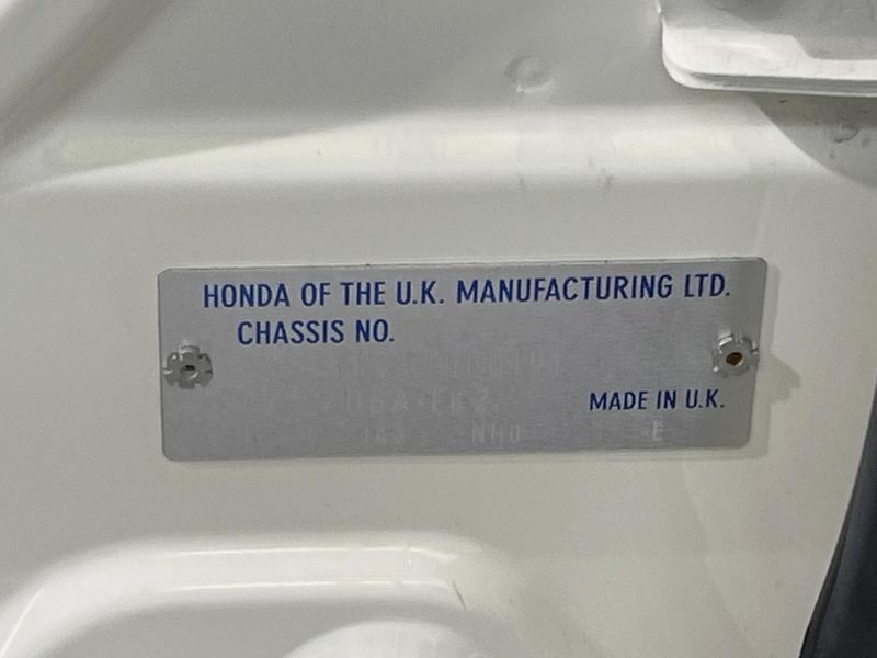 2016 Honda Civic DBA-FK2 (UW-6aa3708d8d5c0)[1]