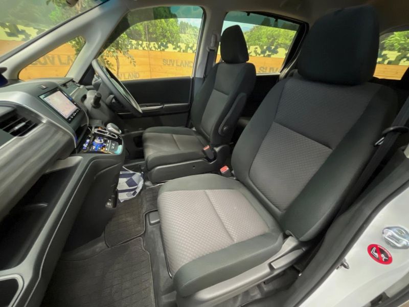 2024 Honda Freed hybrid 6AA-GB7 (UW-6aa3709d23b11)[14]