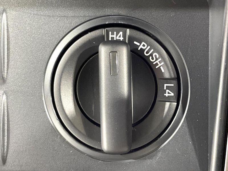 2019 Toyota Land Cruiser Prado LDA-GDJ150W (UW-6aa370a1e1352)[25]